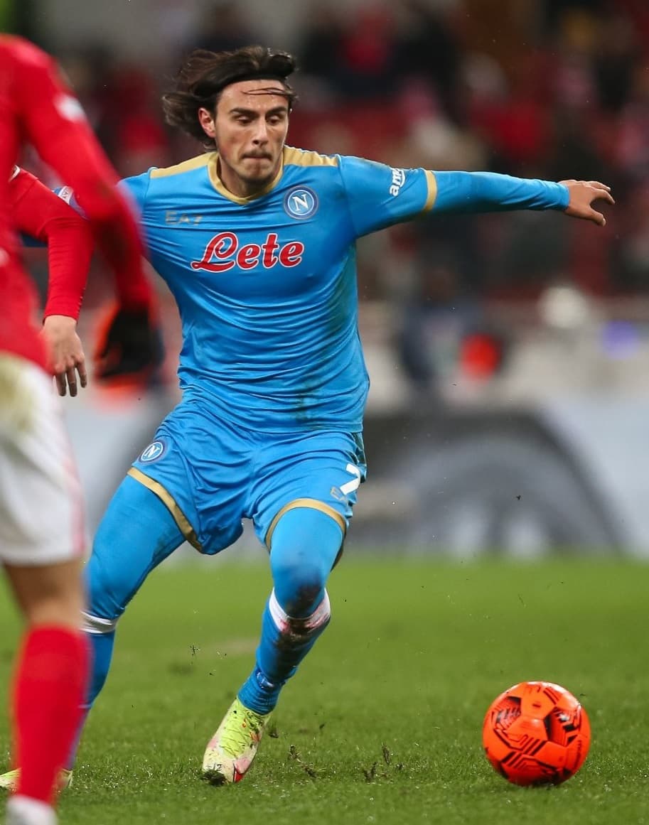 Elif Elmas with SSC Napoli in an UEFA Europa League game against FC Spartak Moscow