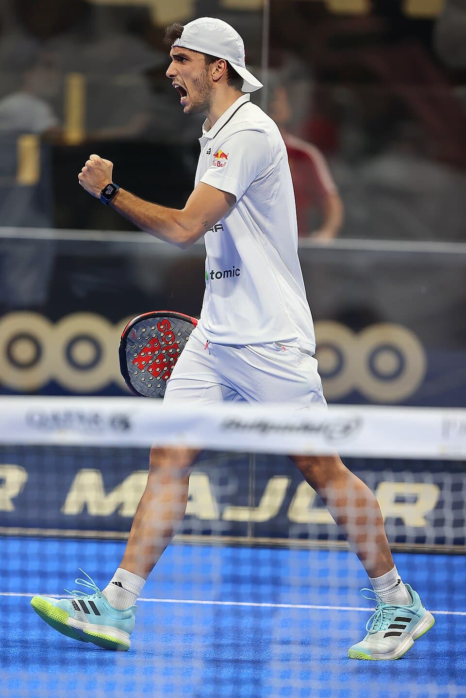 Ale Galan playing padel