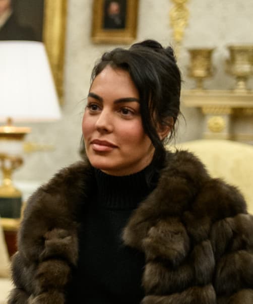 President Donald Trump meets with Cristiano Ronaldo and Georgina Rodríguez in the Oval Office, Tuesday, November 18, 2025. (Official White House Photo by Daniel Torok)