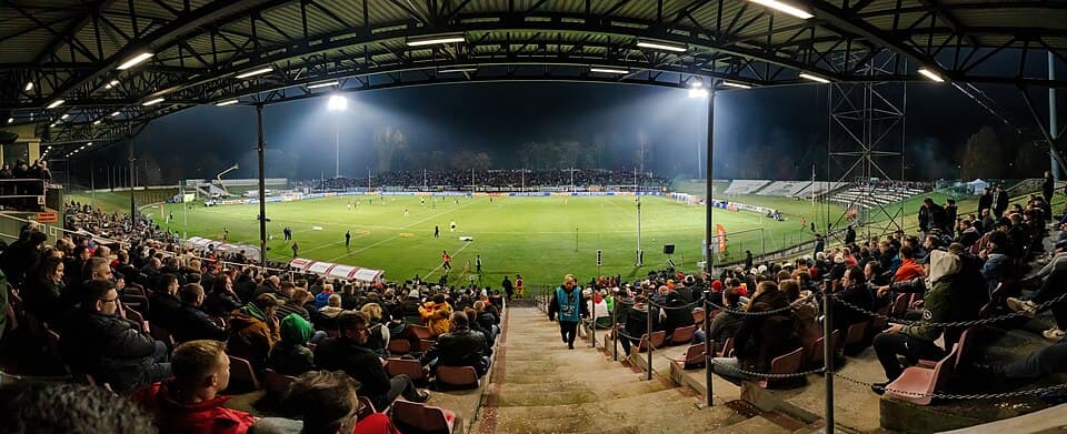Association football match between Zagłębie Sosnowiec and Wisła Kraków at Stadion Ludowy in Sosnowiec , Silesian Voivodeship , Poland , on 28 October 2022. The panoramic photograph