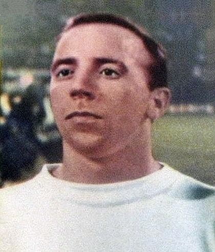 Nobby Stiles in England’s white shirt in a 1966 portrait