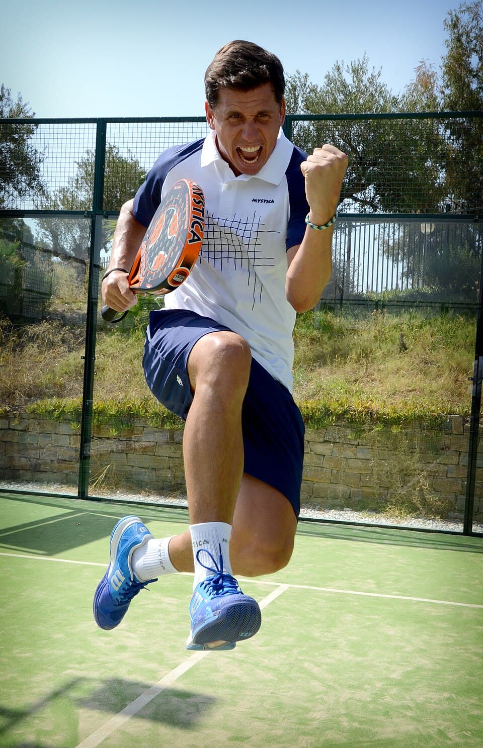 Paquito Navarro festejando