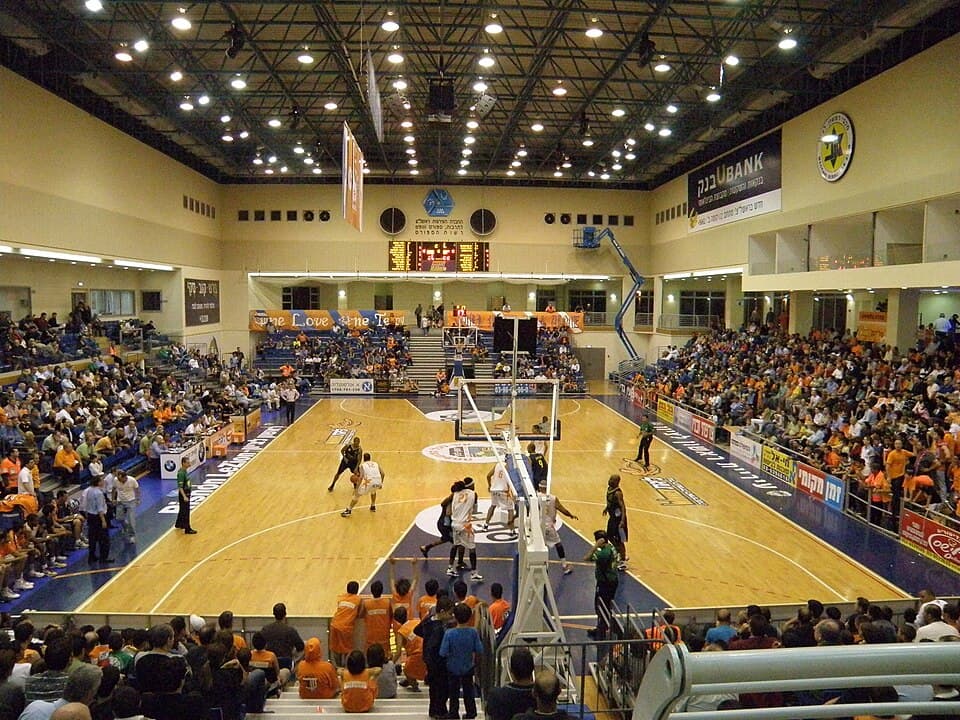 Bet Maccabi during a game between Maccabi Rishon LeZion and Ironi Ramat-Gan , 2010