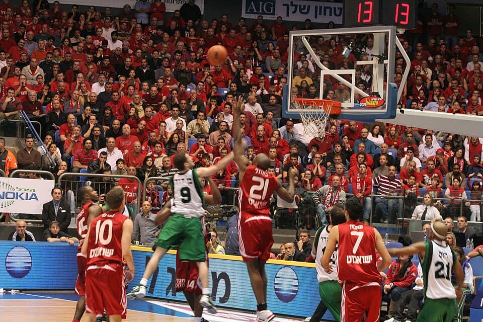 Hapoel Jerusalem Basketball at the Israel semi-final game