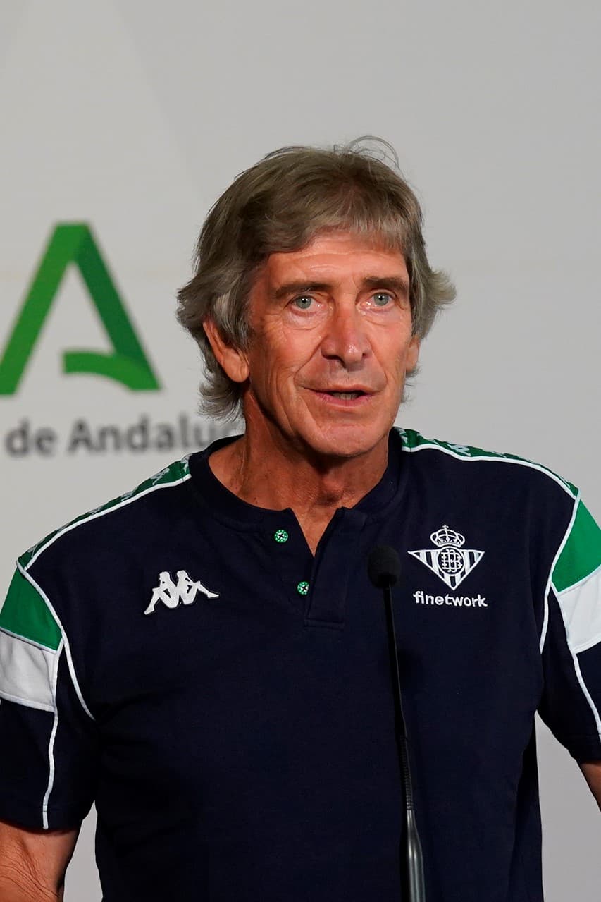 Manuel Pellegrini en la recepción de la Junta de Andalucía en el palacio de San Telmo por la consecución del Real Betis Balompié de la Copa del Rey de 2022