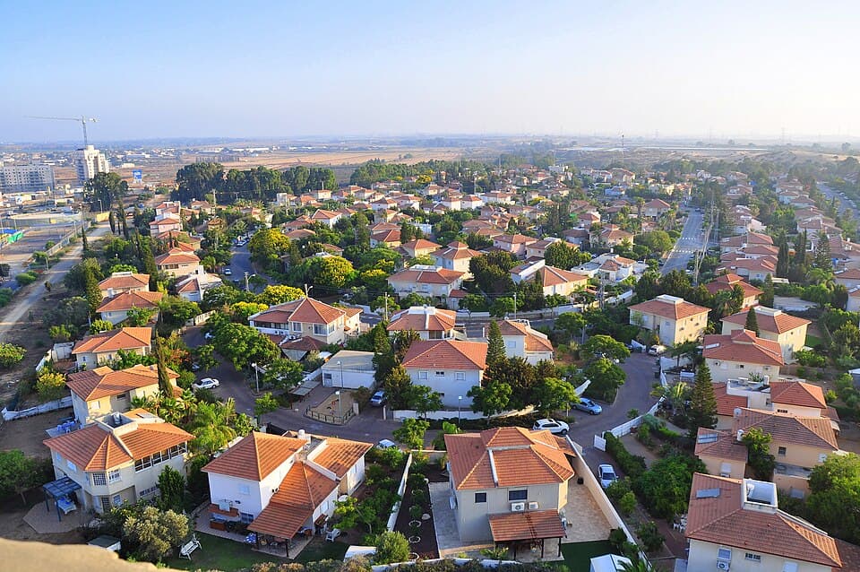 Southern view from Yavne's water tower
